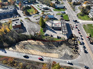 Aerial view of construction progress in October 2025. Drainage infrastructure installation along U.S. 2/7 and the I-89 southbound on-ramp. 